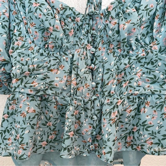 Astr the Label Clairemont Top - Picture 2 of 4